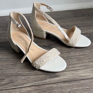 Betsey Johnson Kids Cream Pearl Embellished Sandals